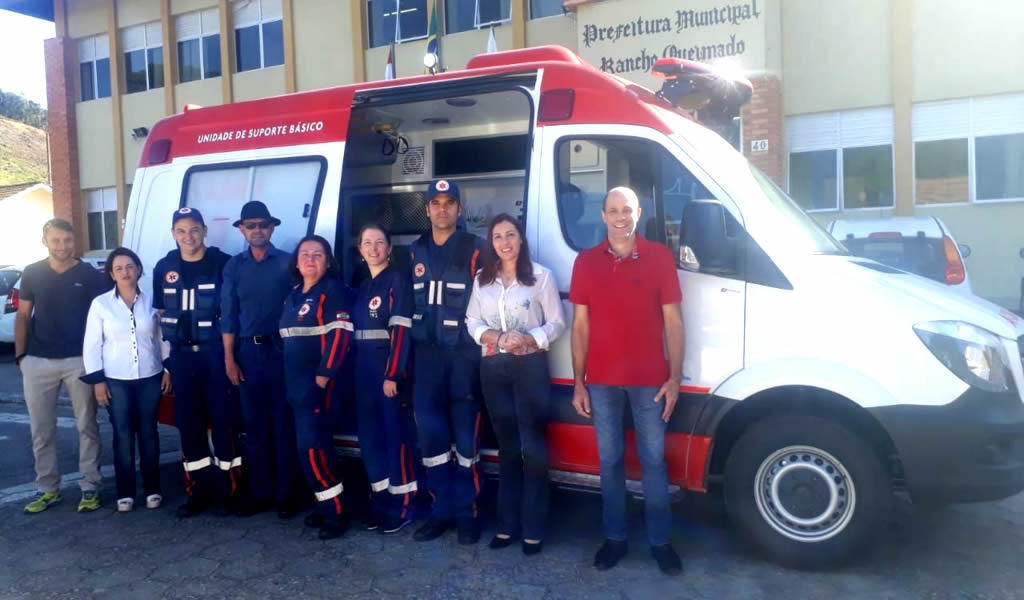 SAMU recebe nova ambulância